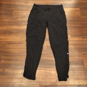 Authentic Lululemon Studio 7/8 Pant